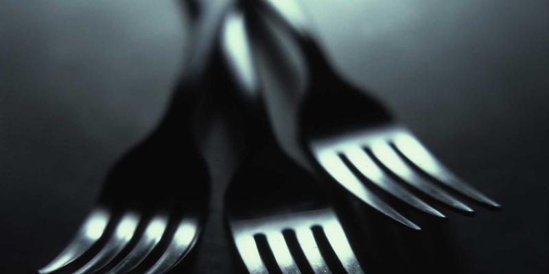 地下直埋电缆接头防腐防潮处理与长期监测技术：保障电力连接技术可靠性的关键